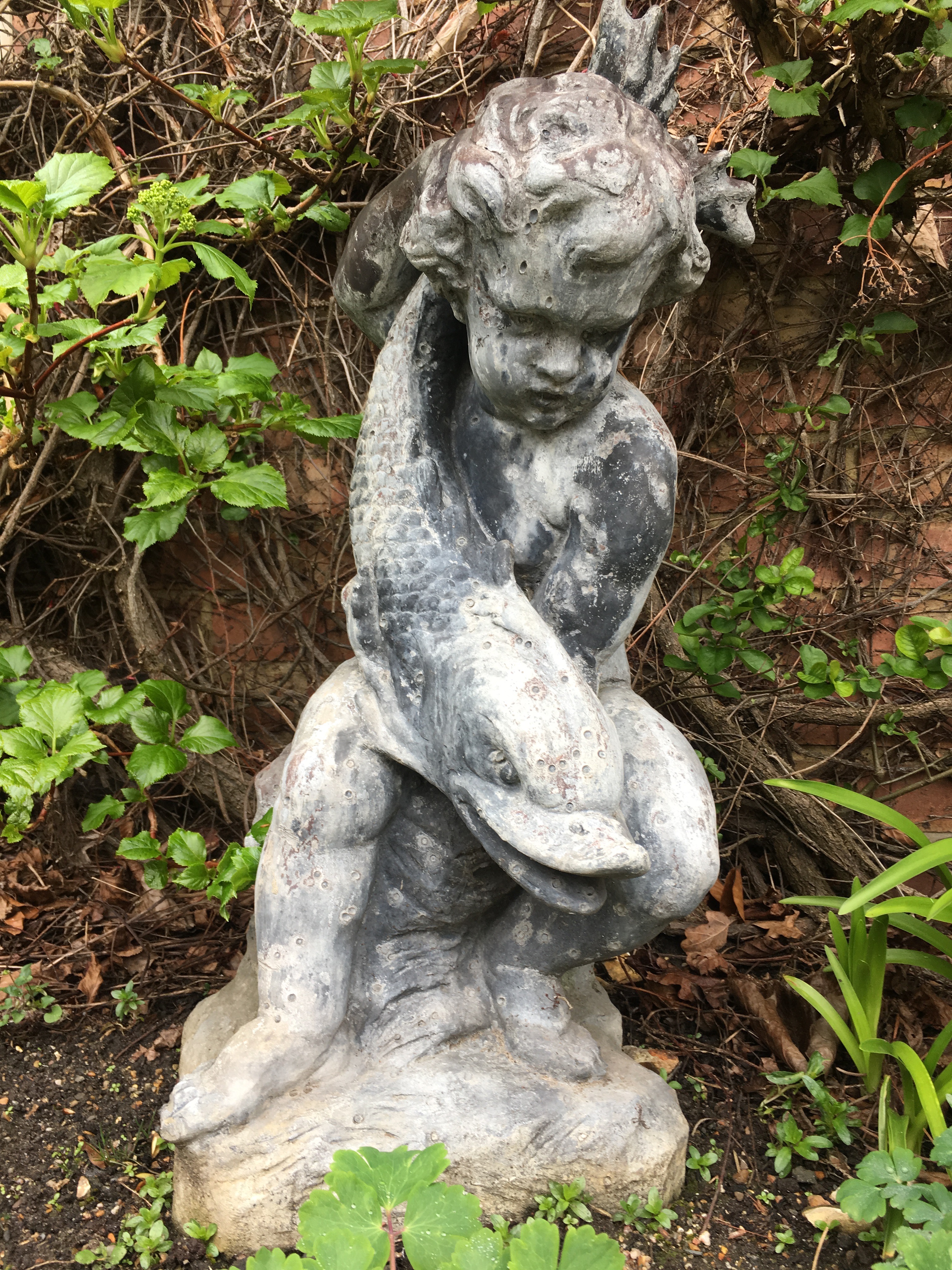 Garden statues