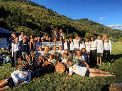 Hood River cross country team after the