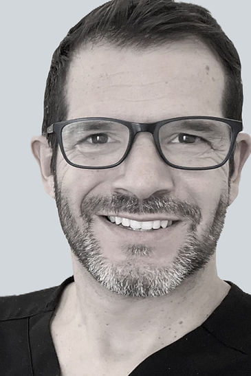 pedro alves_edited.jpg