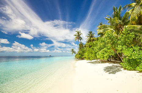 beach-calm-clouds-457878.jpg