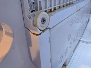 Samsung Fridge - Shelf Stuck & Ice Maker Error Code