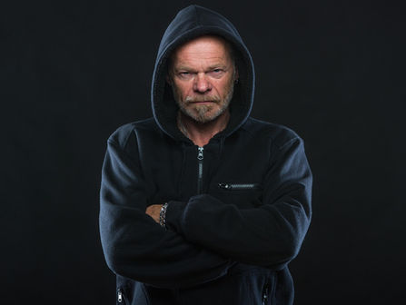 Ingen kødder med dama mi!