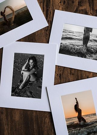 Gray-Linien-Boudoir-Folio-Album_Calgary-Boudoir-Photographers_Anita-Jeanine-Photogfraphy_0