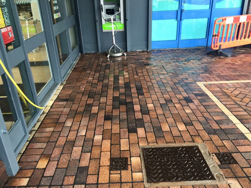 Commercial Chewing Gum Removal - Glasgow, Edinburgh, Aberdeen, Dundee, Cumbria, London, Lancashire, Sheffield