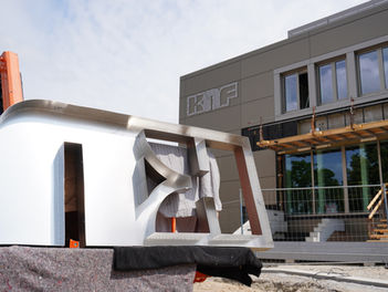 Hoch hinaus mit dem neuen Logo
