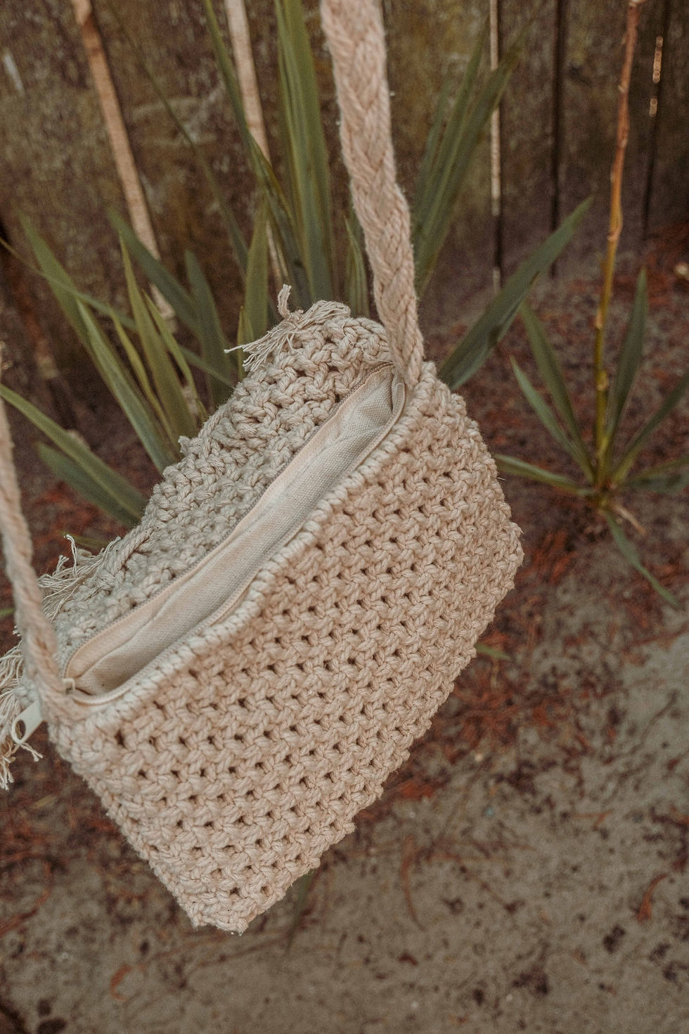 Thumbnail: Macrame Purse