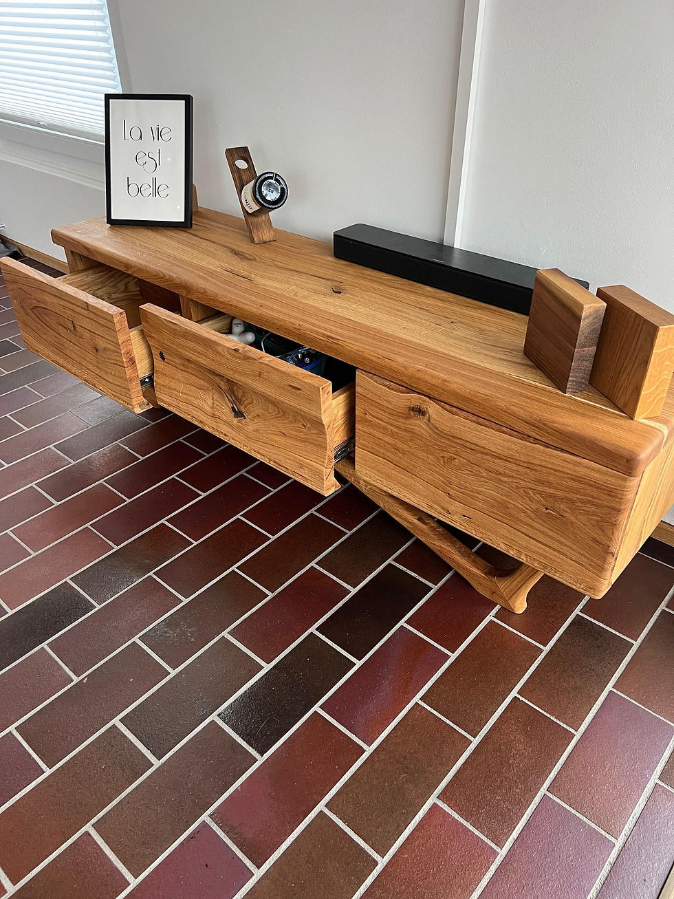 Miniaturbild: Solid Wood Console Table / Sideboard Cabinet / Lowboard