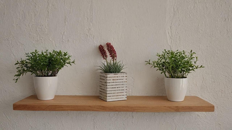 Miniaturbild: Schwebendes Wandregal aus Wildeiche – Zeitloses Design mit integrierter Halte...