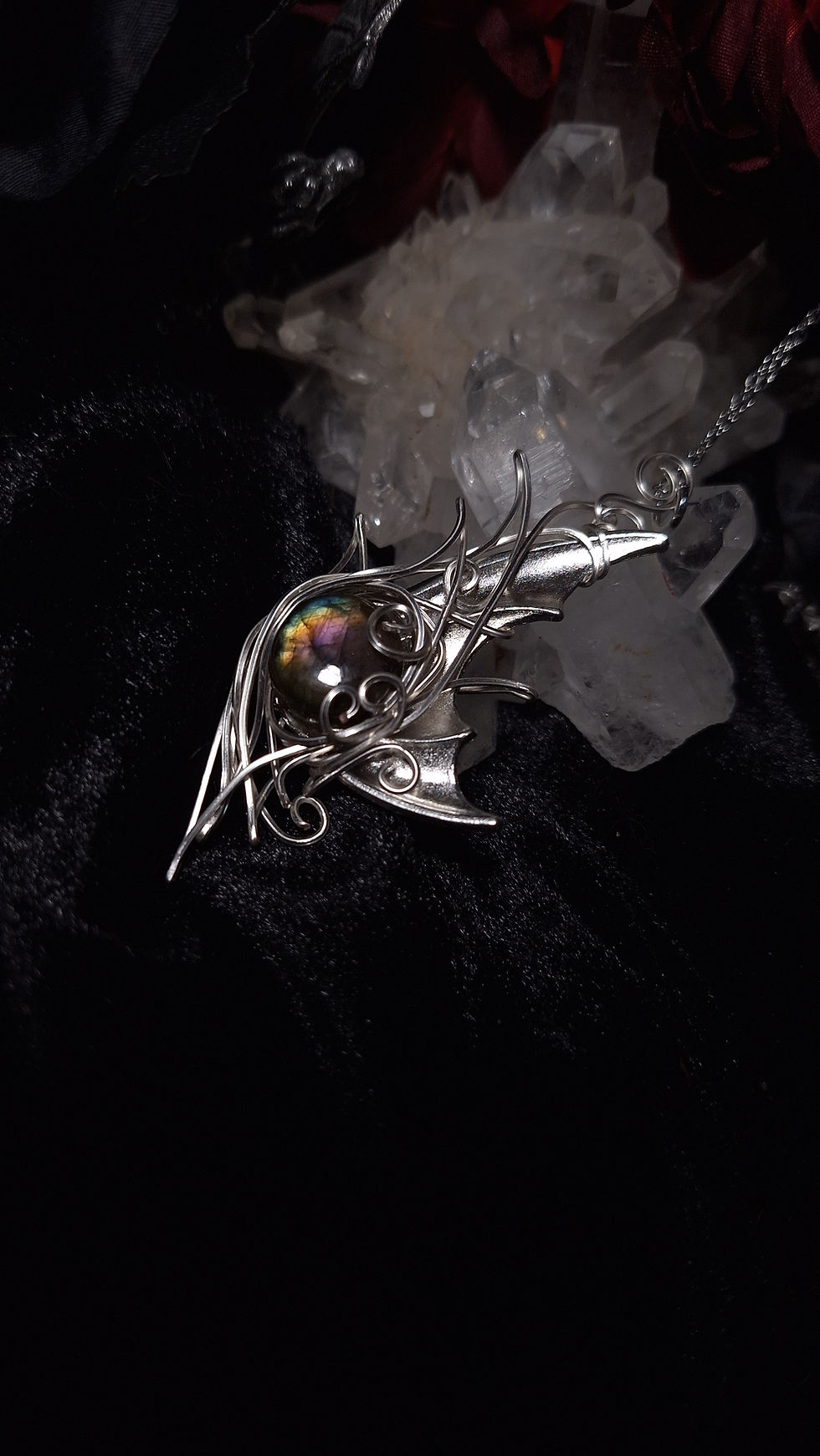 Miniature : LOCË'VAHËN - Labradorite Arc-en-ciel Naturelle, Fil Plaqué Argent 925