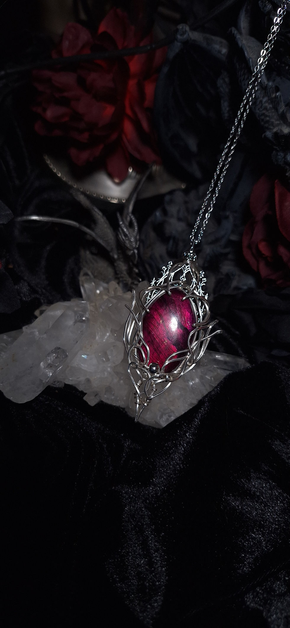 Miniature : ELDA'VENËL - Labradorite Violette Naturelle Framboise, Fil Plaqué Argent 925