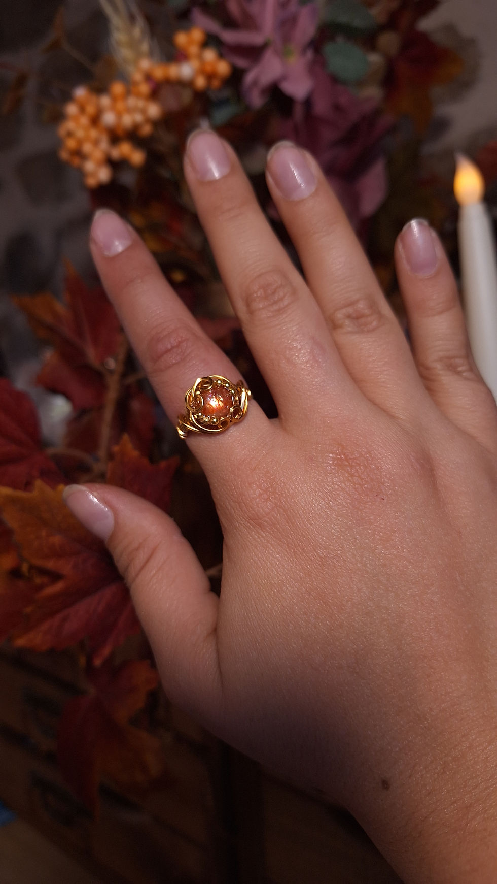Miniature : ULRIËMALYA - Pierre de Soleil Naturelle, Fil plaqué Or Antique, Bague réglable