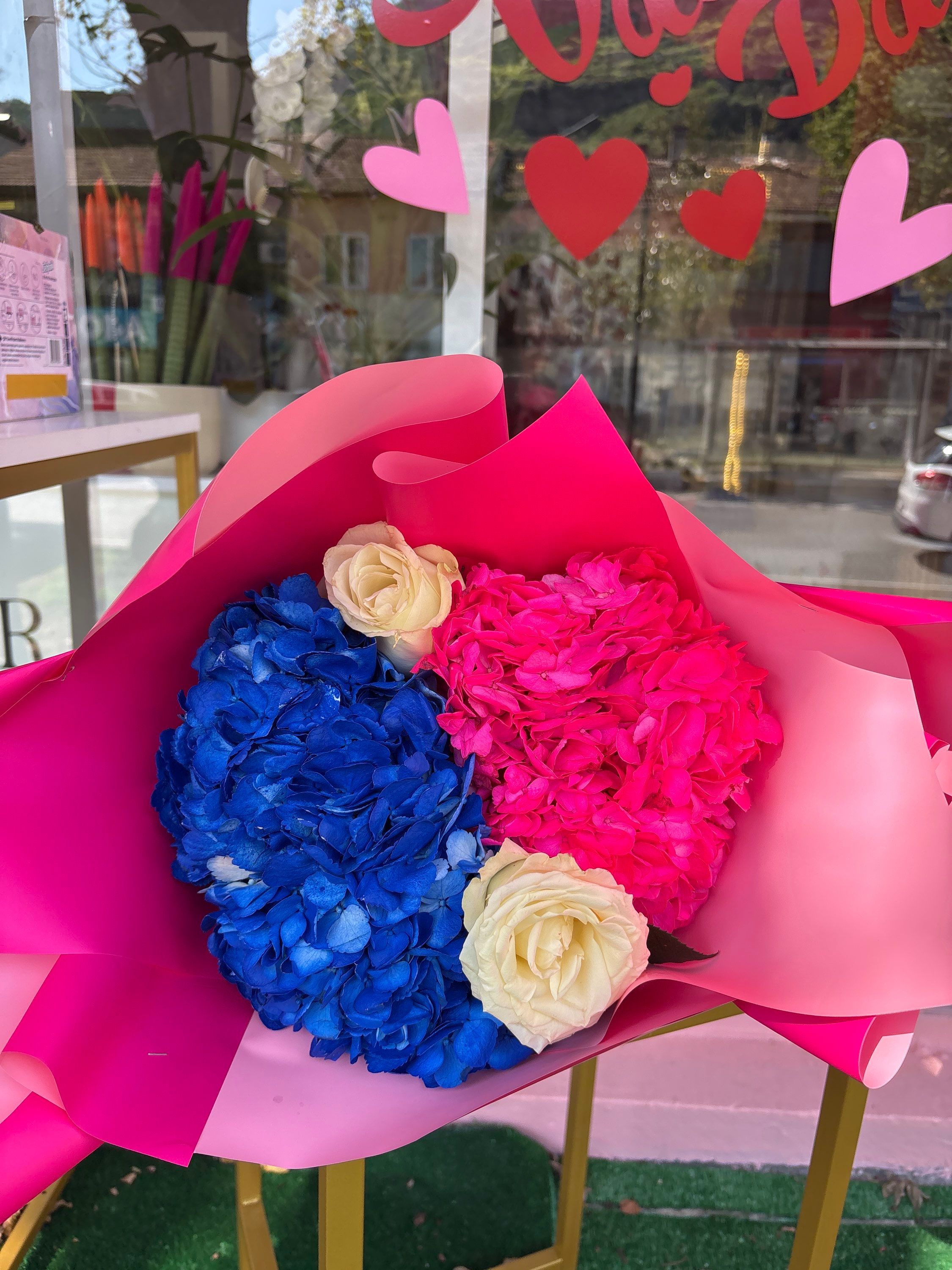 Renkli ortanca buketi