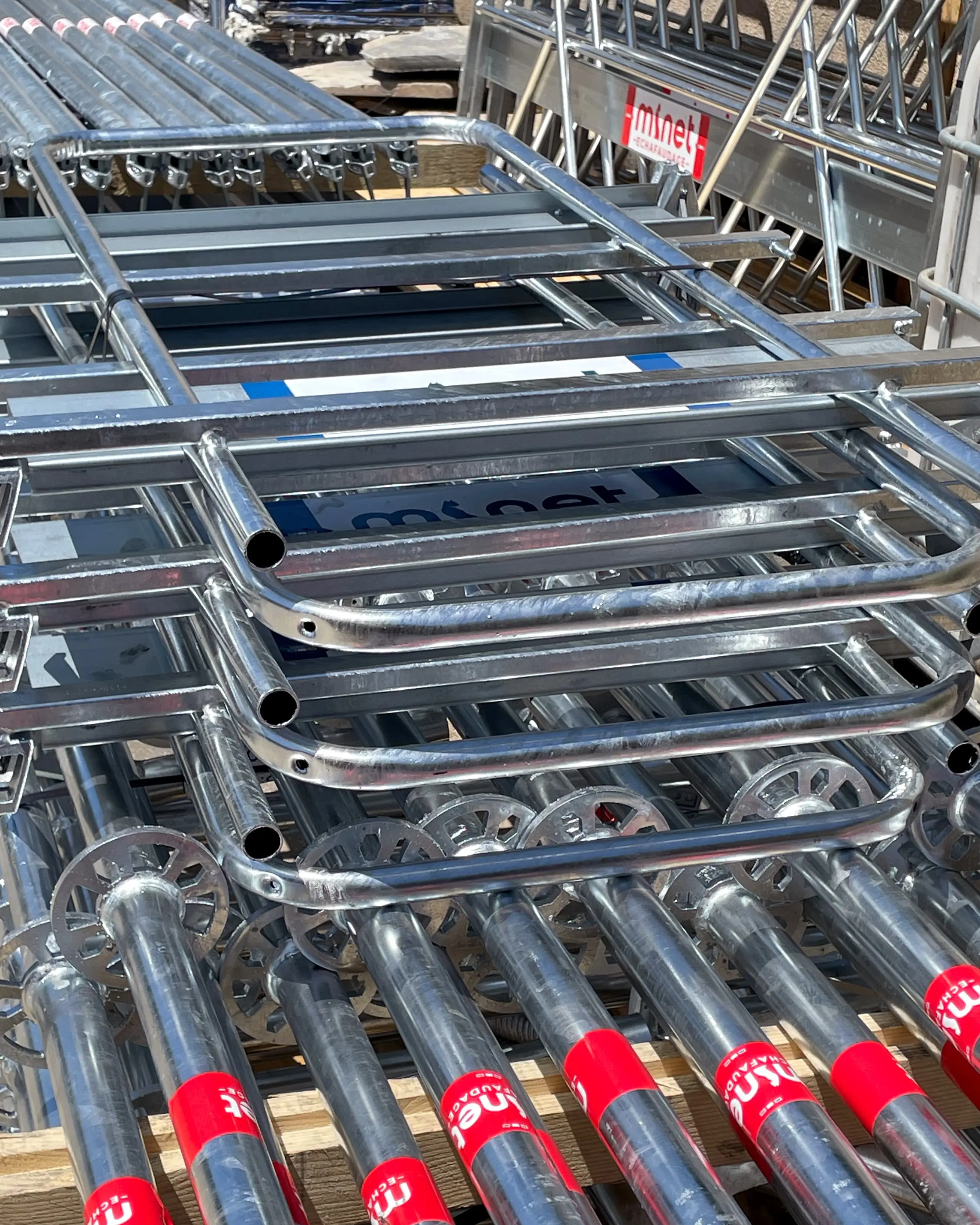 Notre gamme d'échafaudage NAJA est adapté aux travaux de charpente 