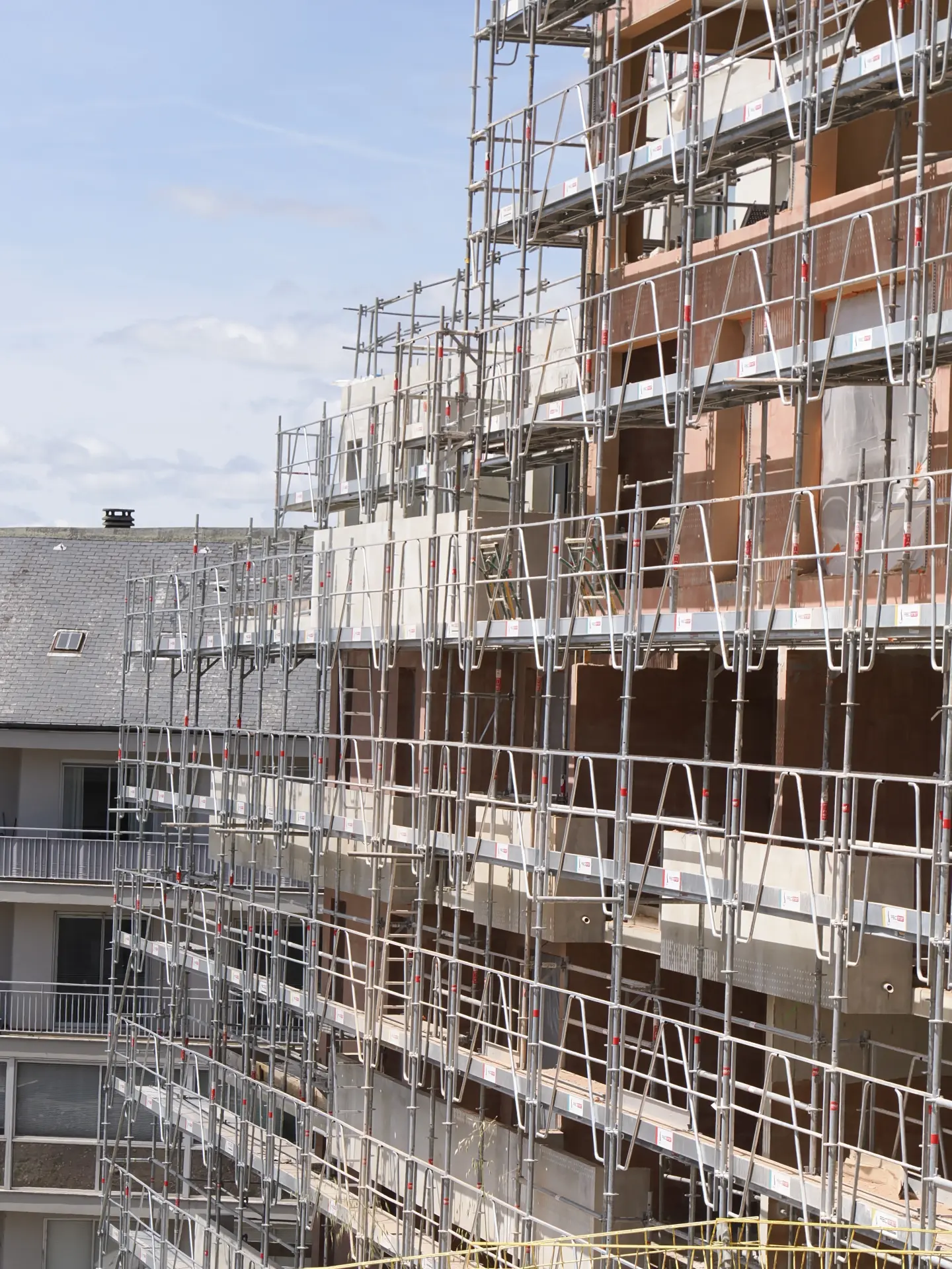 Chantier de 1400 m2 d'échafaudage VIPER à Rodez