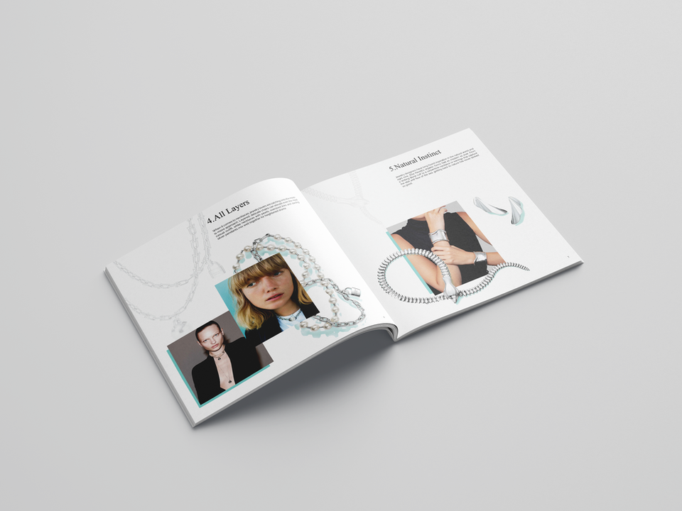 Free_Square_Brochure_Mockup_01.png