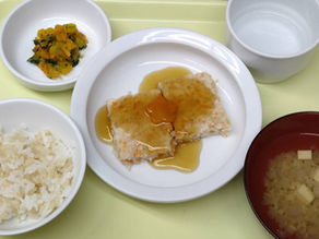 今日の給食 10/9