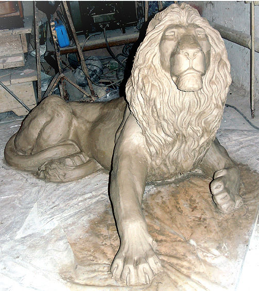 #BronzeLionSculpture #MajesticRealism #KingOfTheJungle #RegalBeauty #PowerfulPresence #SculptureArt #WildernessInspired #NobleCreature #WildlifeArt #LionArtwork #SculptureLovers #ArtAppreciation #ArtisticCraftsmanship #SymbolicPower #RealisticSculpture #FineArt #NatureInspired #WildlifeConservation #ArtisticExpression #SculptureCollectors