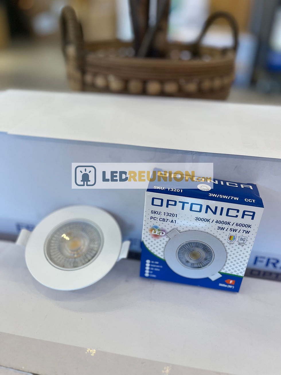 Miniature : Spot Led 3W-5W-7W rond orientable  CCT encastrement  Ф68mm