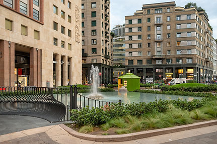 07 MONTBLANC kiosk Milano San Babila 19-09-24 - ph Giuseppe Macor.jpg