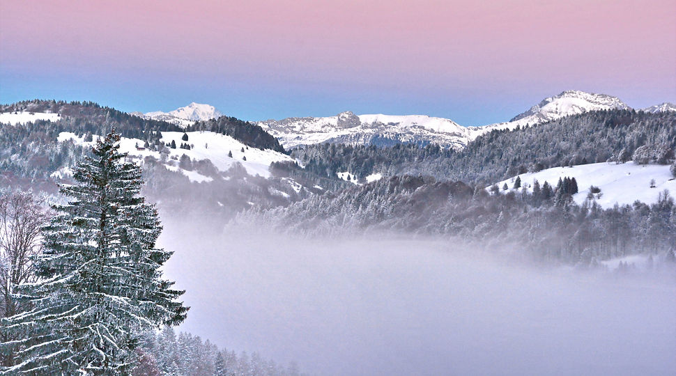 Soir d'hiver en redescendant du Revard.
