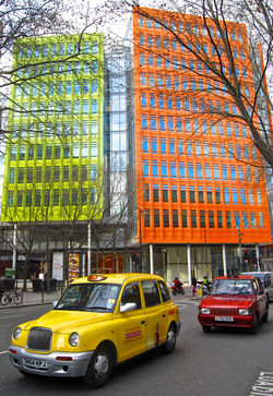 COLOURFUL LONDON