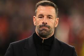 Managerial Shake-Up: Van Nistelrooy Exits Leicester City