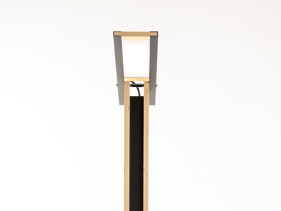 Thumbnail: Droid Lamp