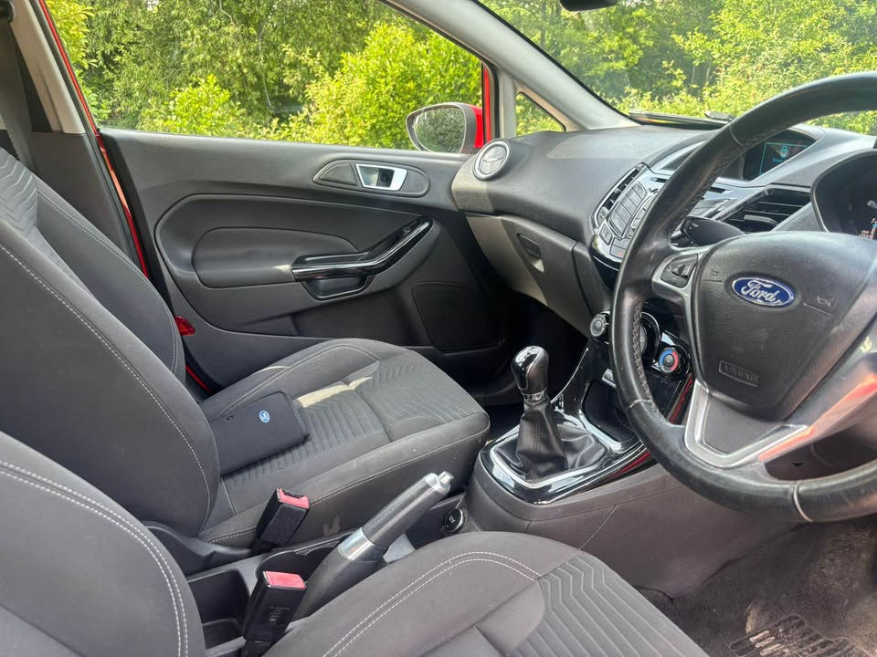 Thumbnail: 2013 Ford Fiesta