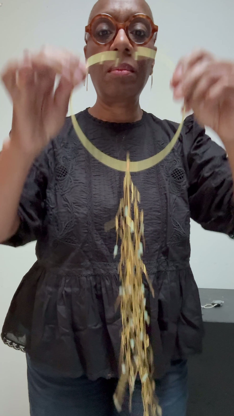 Thumbnail: Collier Cravate "Pluie d'Amarienne"
