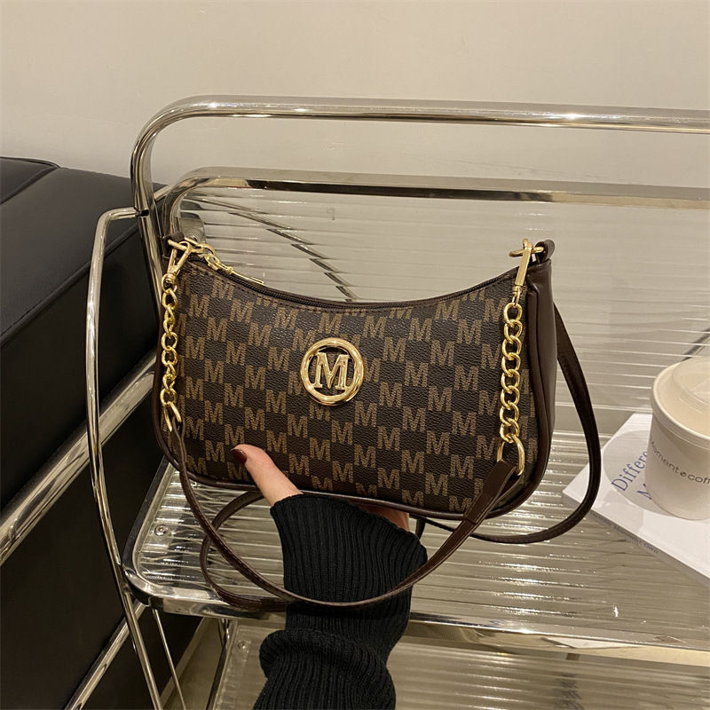 Thumbnail: Vintage M-Detail Crossbody Bag