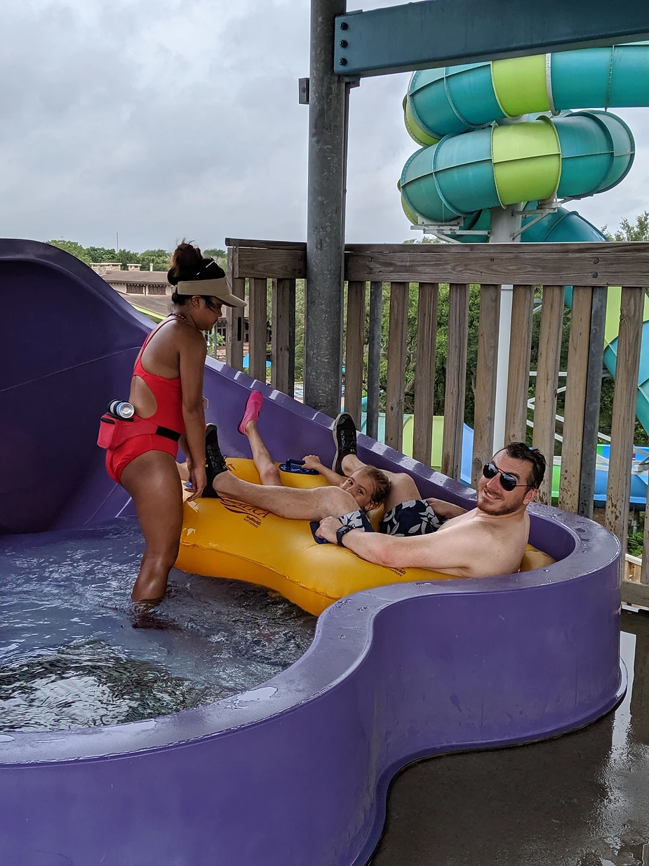 Aquatica San Antonio with young kids is so much fun! Here are reasons why you should visit Aquatica in San Antonio Texas this summer.
