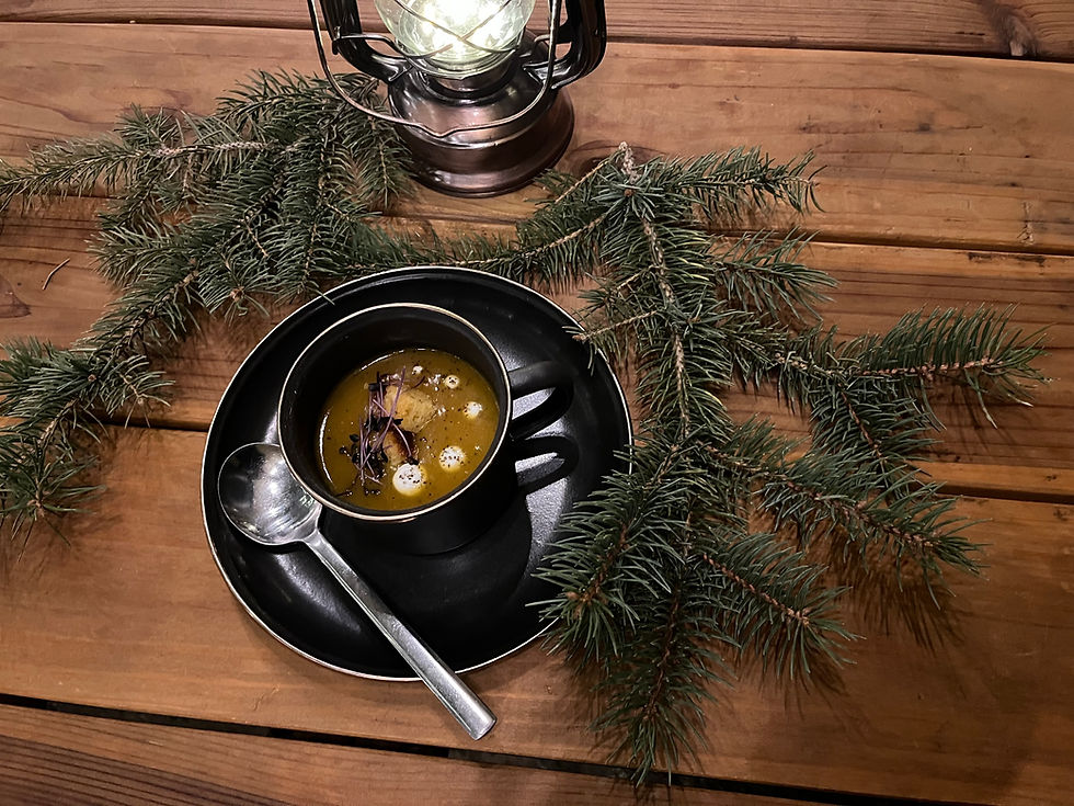 Holiday Menu + Live Music