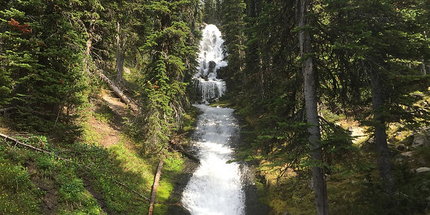Hyalite Waterfall .jpg