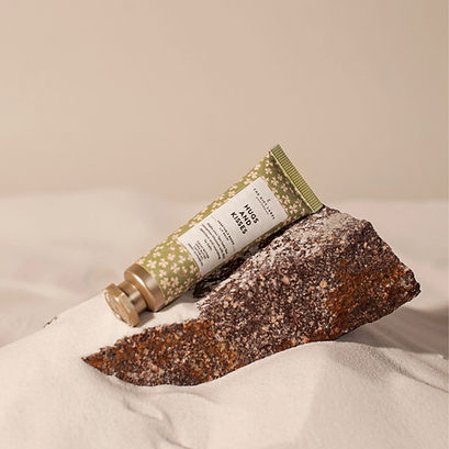 1-6 the gift2_edited.jpg