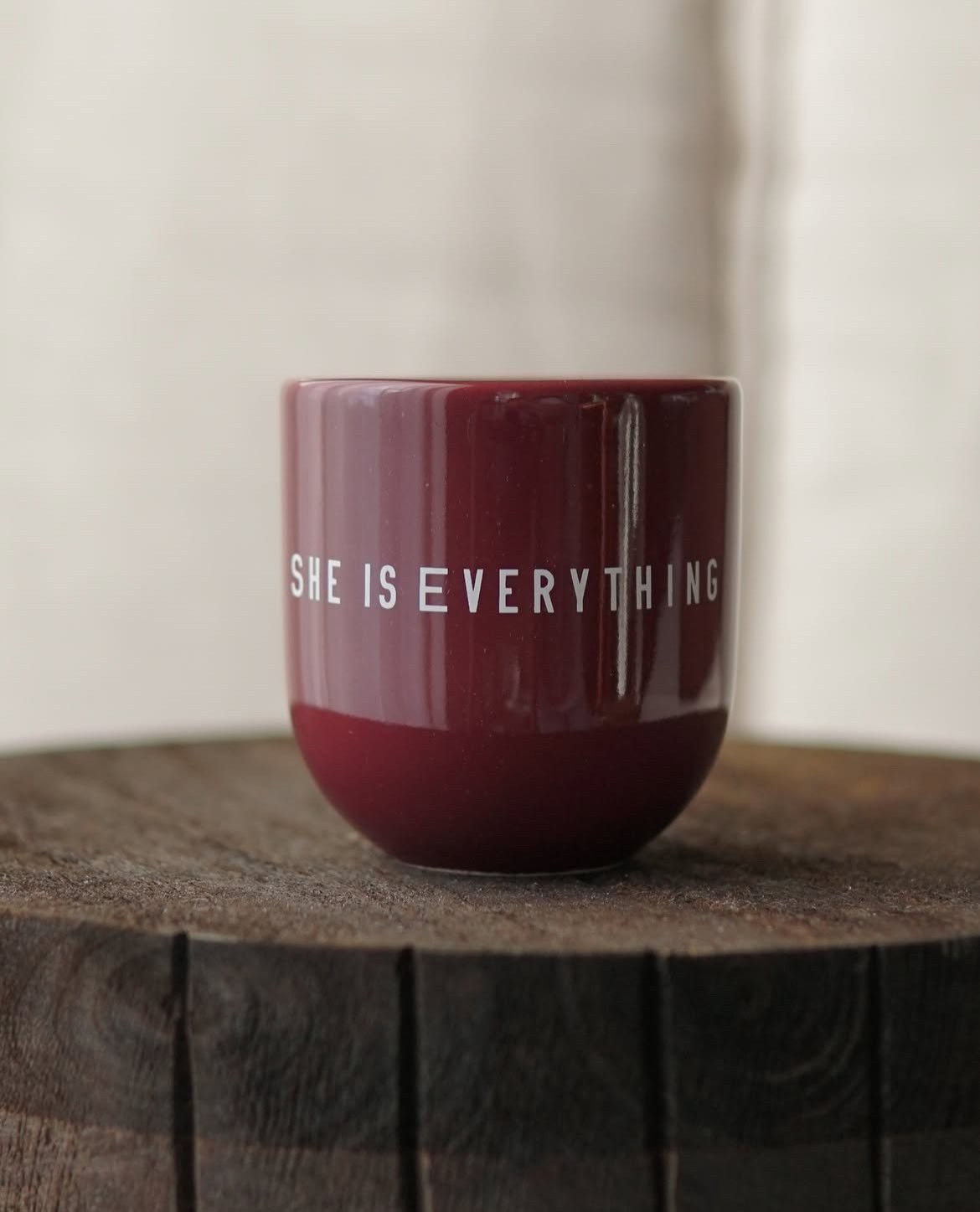 Mok She is everything - bordeaux