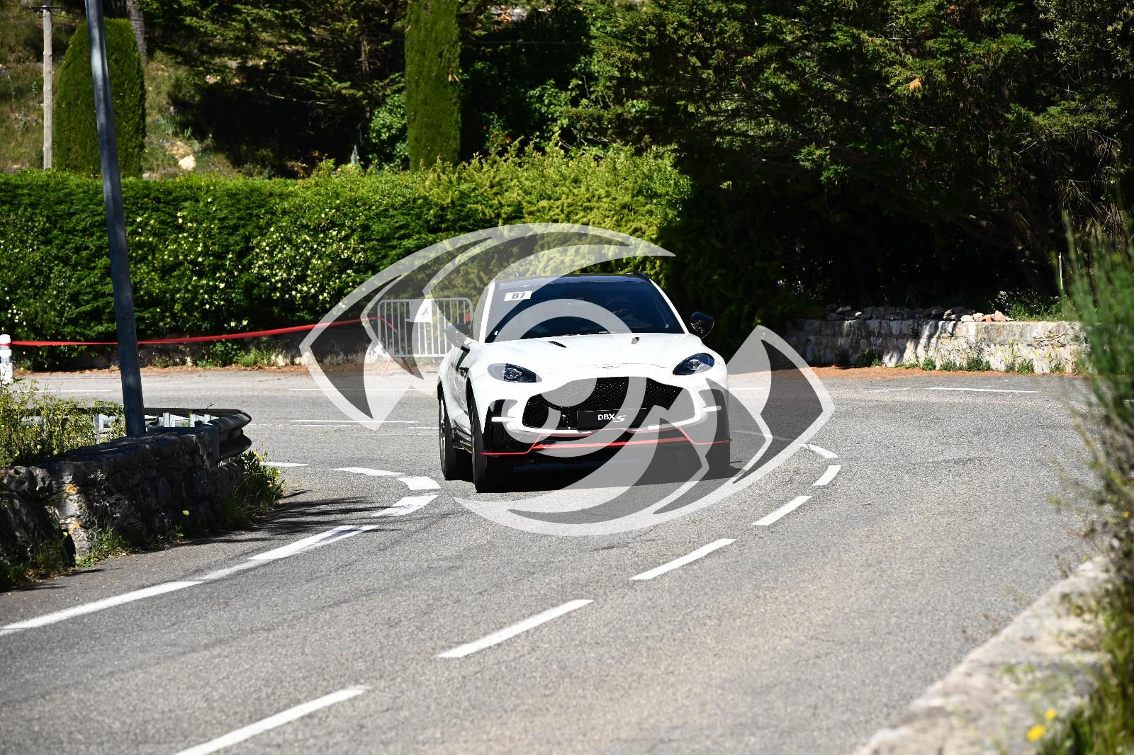 Voiture 87
