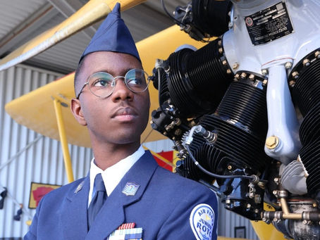 Navigating Chaos through Creative Visualization