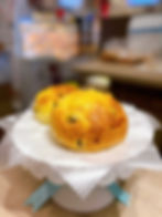 Butter Crumble Raisin Bun