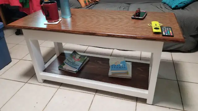 RUSTIC COFFEE TABLE