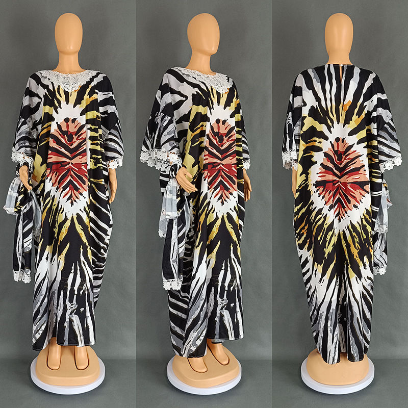 Thumbnail: 3 Robes Africaines Élégantes Femme brunes – Col Rond, Imprimé Traditionnel vue de face
