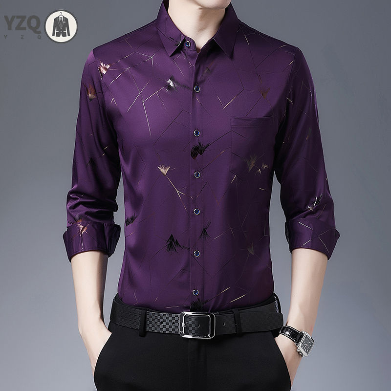 Miniature : Homme portant une Chemise Décontractée Homme à Manches Longues – Style Imprimé, Revers Élégants move vue de face