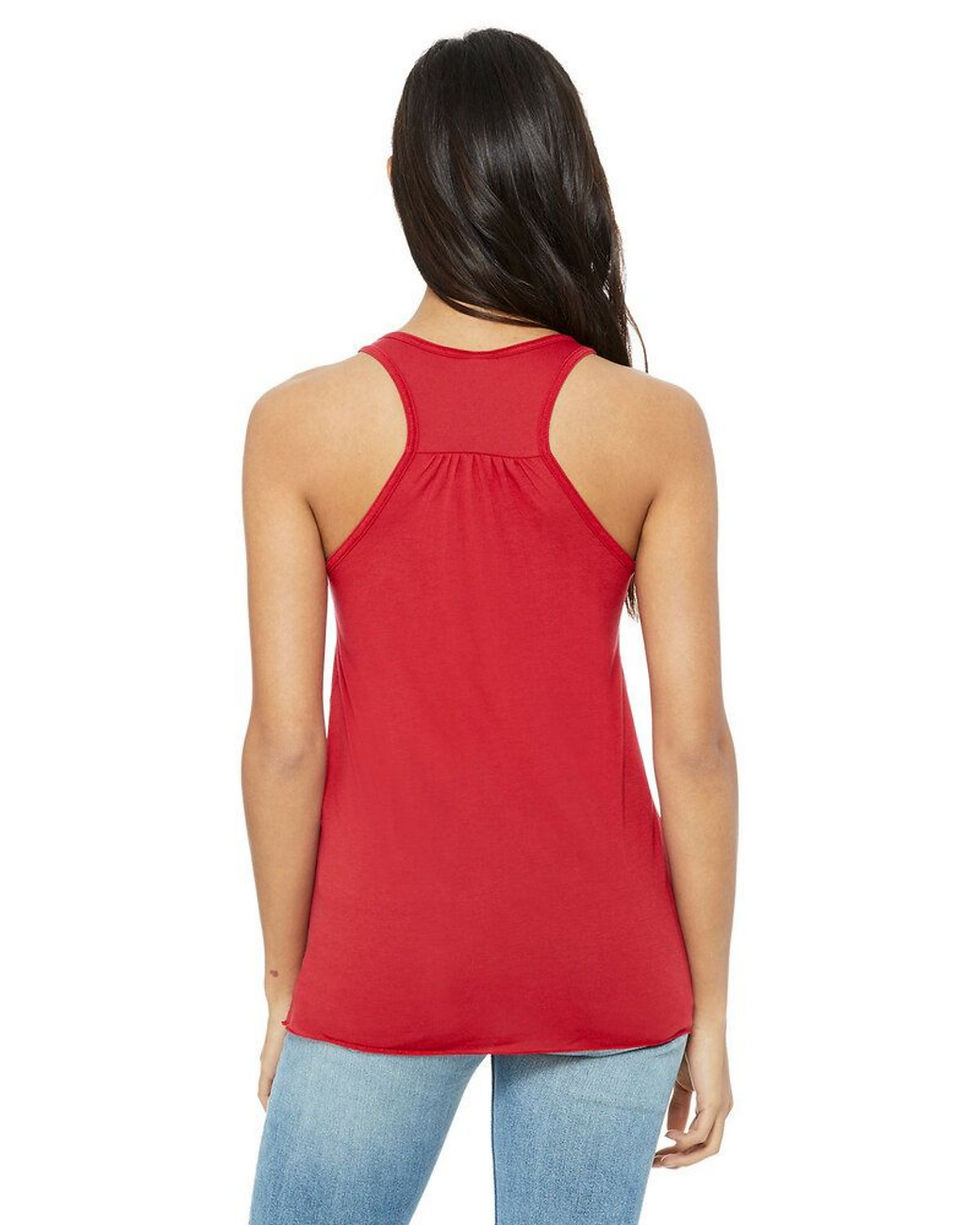 Miniature : Portrait d'une femme portant un camisole fluide à dos nageur, vue de dos 1.