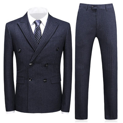 Miniature : Costume trois pièces rayé pour homme gris foncé vue de face a