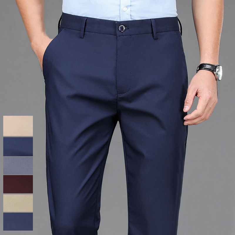 Thumbnail: Homme portant un Pantalon Homme Stretch bleu