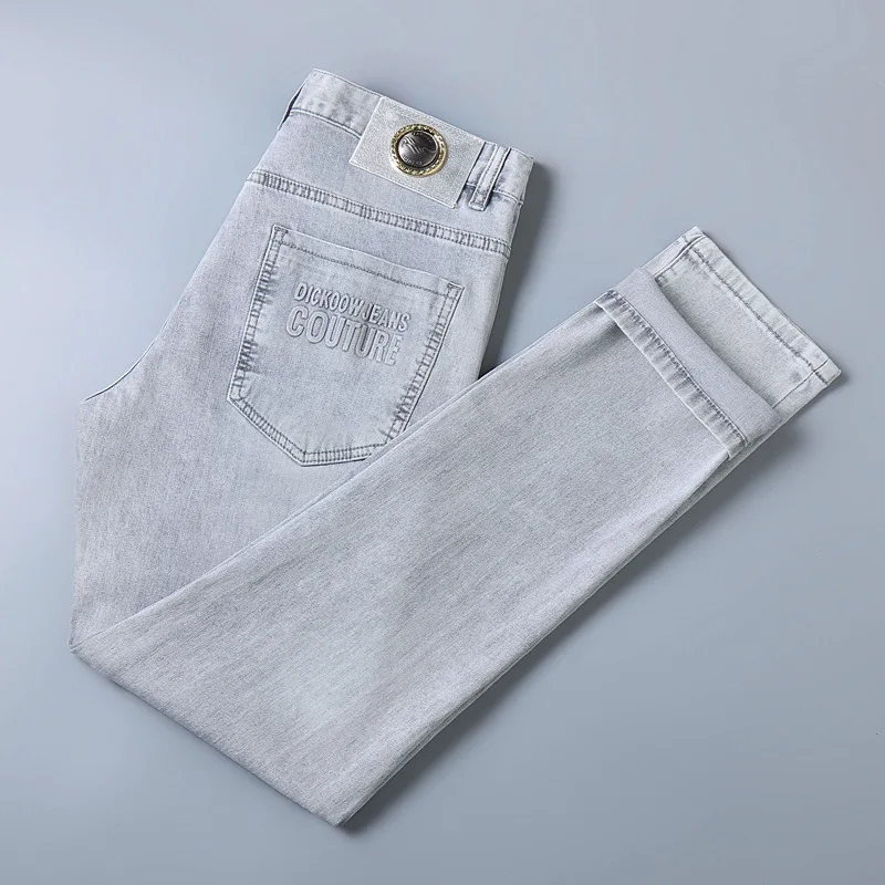 Miniature : Jean slim homme été gris à porter en extérieur en plein soleil plié 3