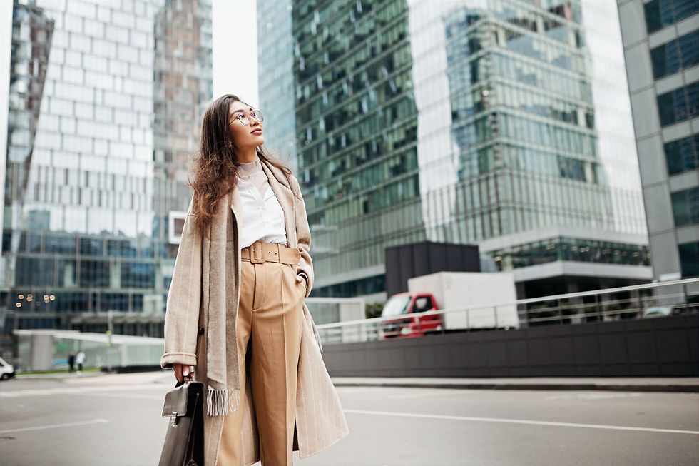 Une femme en ville