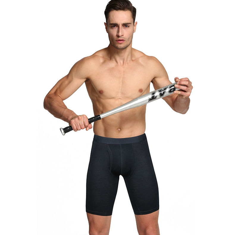 Miniature : homme en sous-vêtement boxer