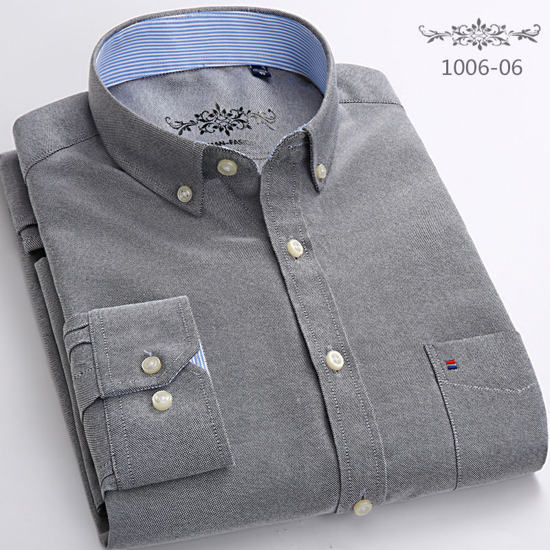 Miniature : Chemise Oxford Homme unie grise – Manches Longues, Coupe Décontractée avec Poche Poitrine pliée vue de face