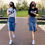 Thumbnail: Deux Femmes portant des Jupes en Jean bleues