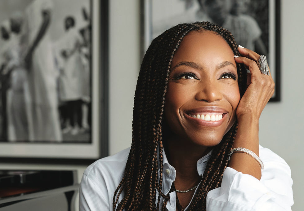 Heather Headley: "Naked" On Stage